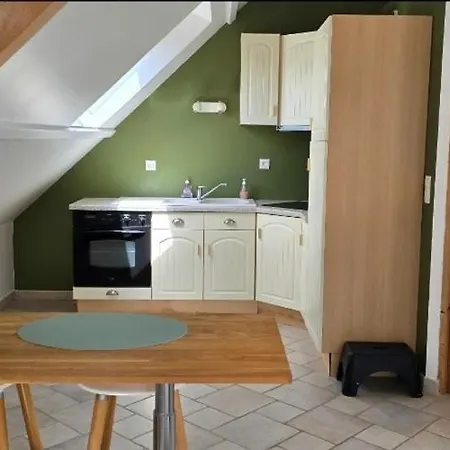 Apartament Au Calme Pour 2 Personnes Gadencourt